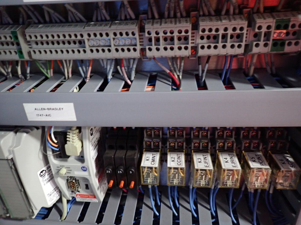 Yaskawa Electric Corporation Robot Controller Panel - Yasnac-xrc-up20