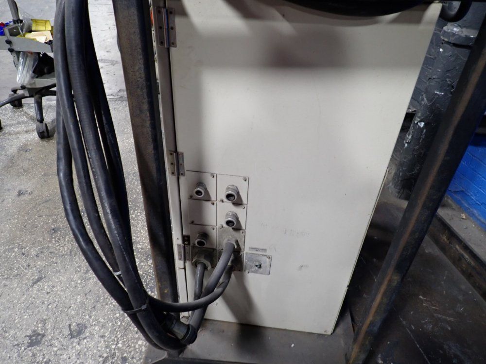 Yaskawa Electric Corporation Robot Controller Panel - Yasnac-xrc-up20