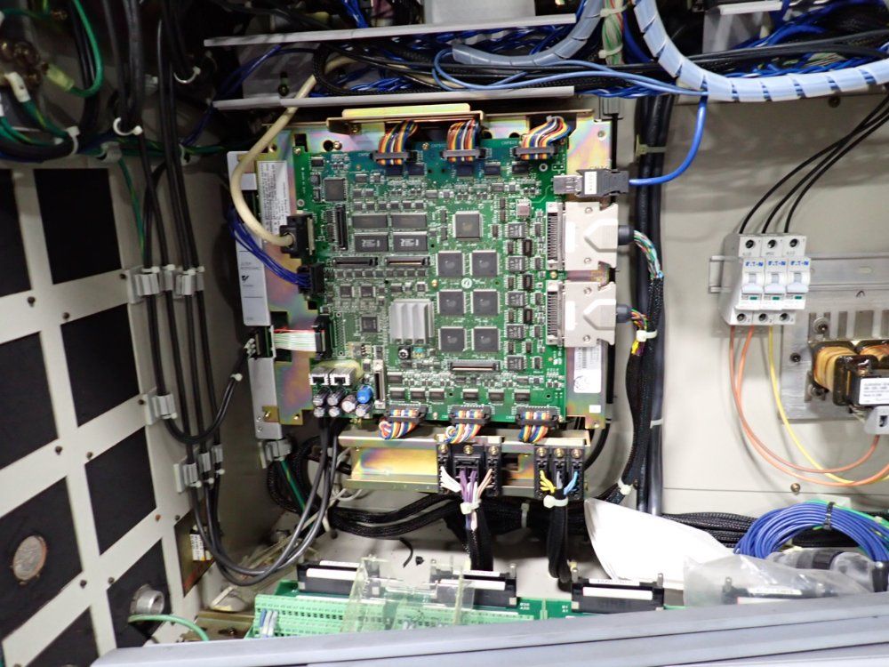 Yaskawa Electric Corporation Robot Controller Panel - Yasnac-xrc-up20