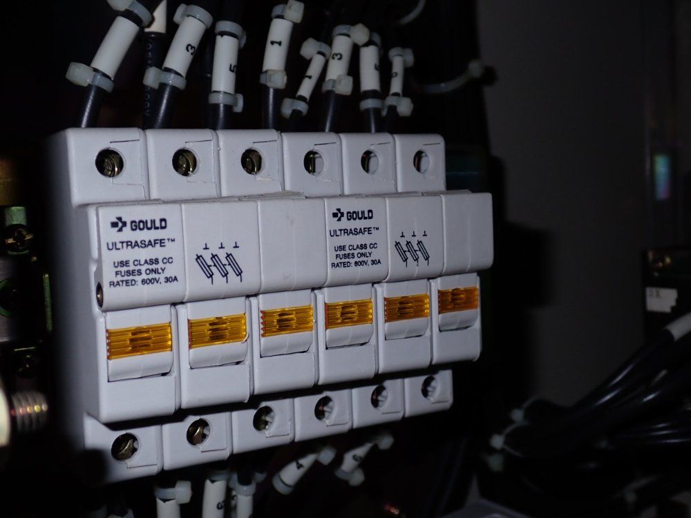 Yaakawa Electric Corporation Robot Controller Panel - Yasnac-xrc-up20