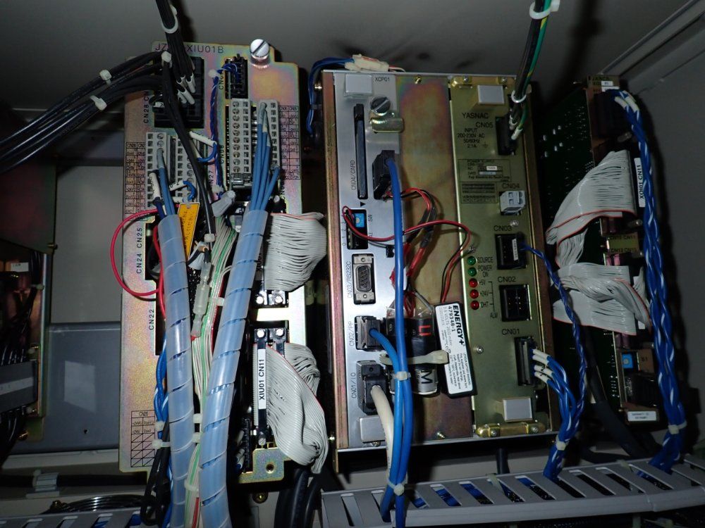 Yaskawa Electric Corporation Robot Controller Panel - Yasnac-xrc-up20