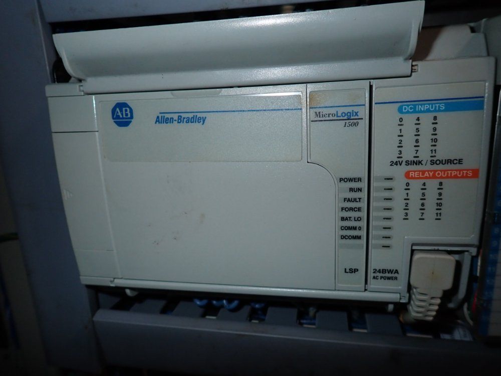 Yaskawa Electric Corporation Robot Controller Panel - Yasnac-xrc-up20