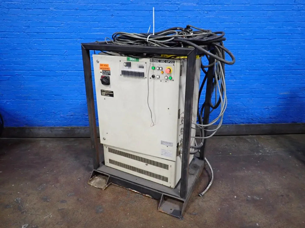 Yaskawa Electric Corporation Robot Controller Panel - Yasnac-xrc-up20