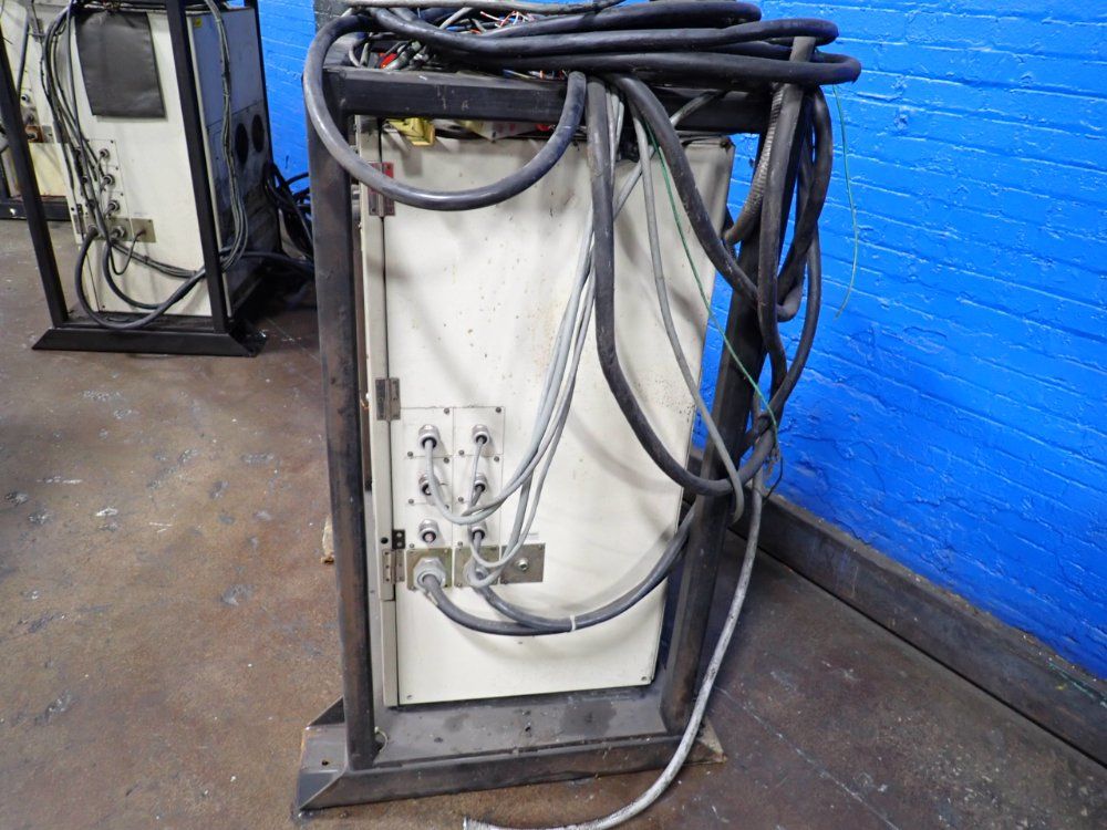 Yaskawa Electric Corporation Robot Controller Panel - Yasnac-xrc-up20