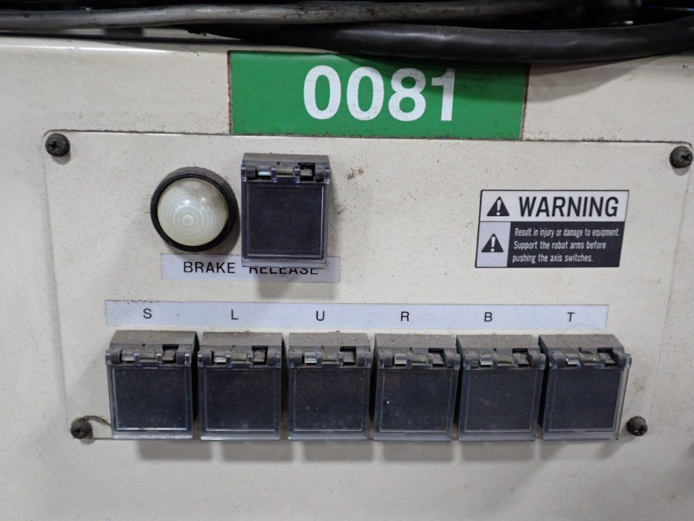 Yaskawa Electric Corporation Robot Controller Panel - Yasnac-xrc-up20