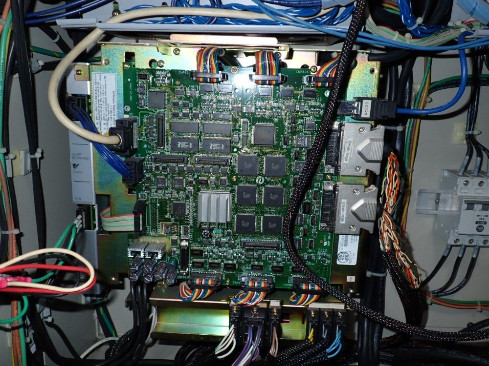 Yaskawa Electric Corporation Robot Controller Panel - Yasnac-xrc-up20