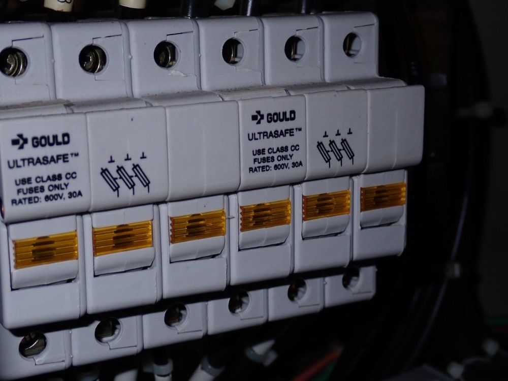 Yaskawa Electric Corporation Robot Controller Panel - Yasnac-xrc-up20