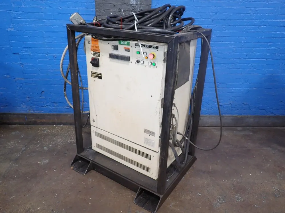 Yaskawa Electric Corporation Robot Controller Panel - Yasnac-xrc-up20