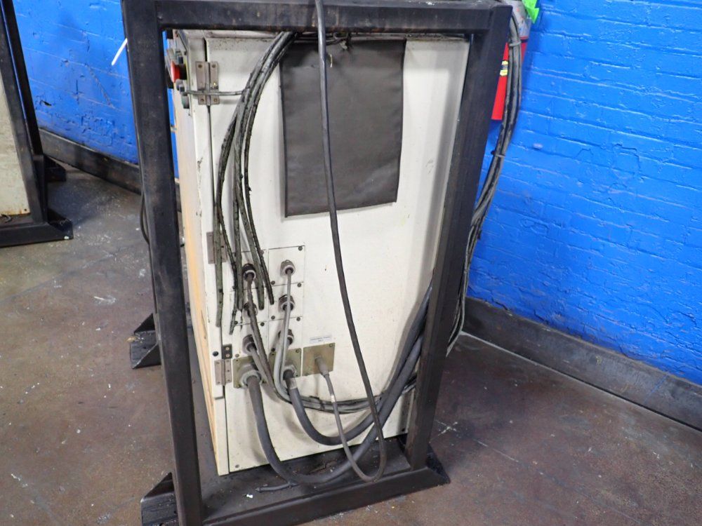 Yaskawa Electric Corporation Robot Controller Panel - Yasnac-xrc-up20