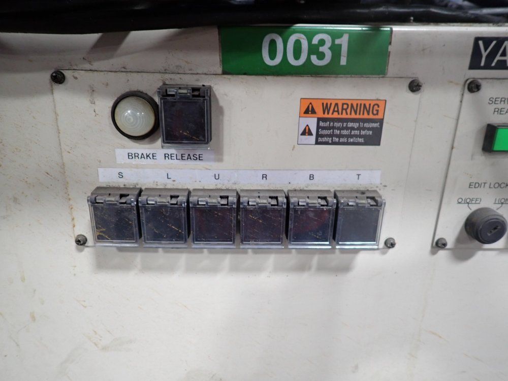 Yaskawa Electric Corporation Robot Controller Panel - Yasnac-xrc-up20