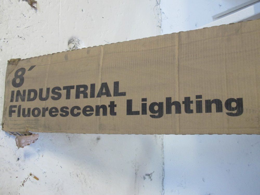 Simkar 8' Fluorescent Light Fixture