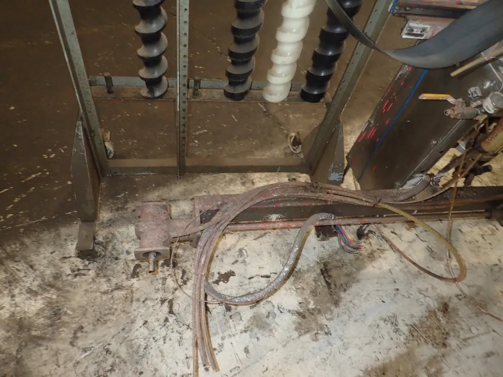 The Kartridg Pak Companay Capper