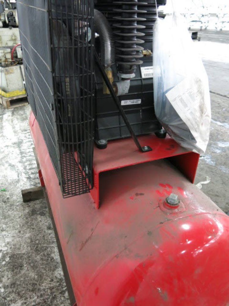 Mac Tools Air Compressor