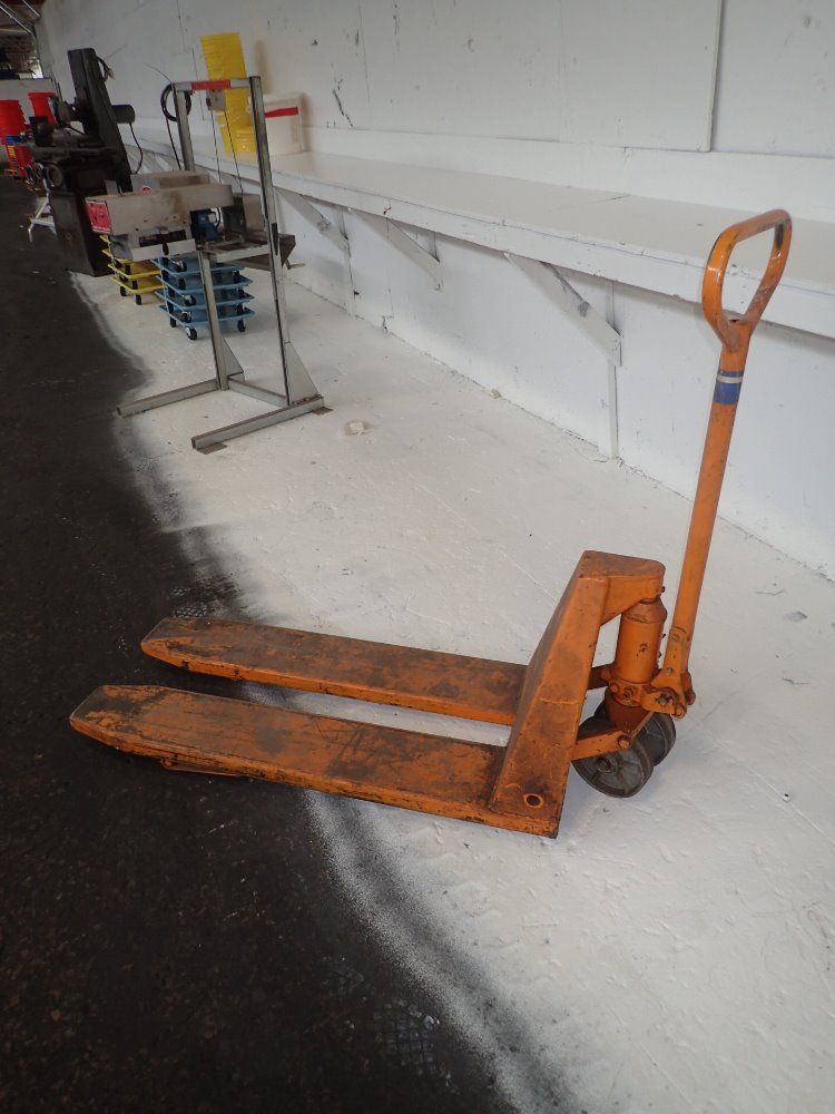 Blue Gaint Pallet Jack