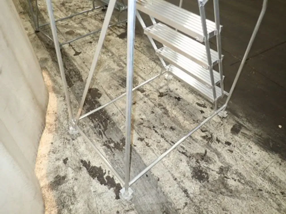 Cotterman S/s Step Ladder