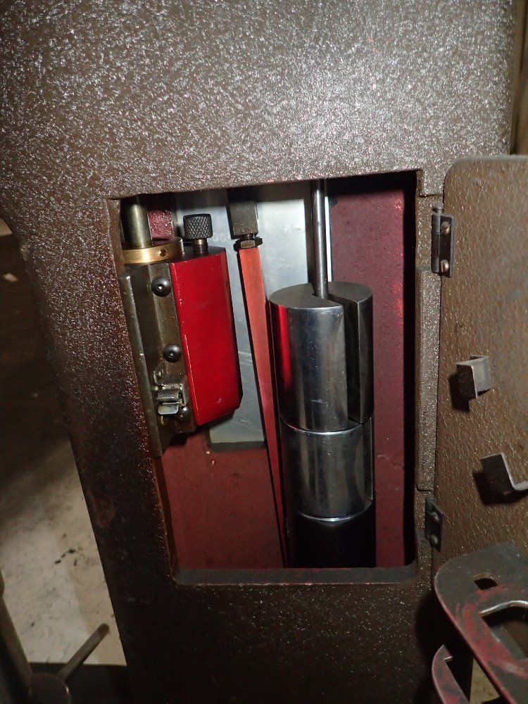 Service Diamond Hardness Tester