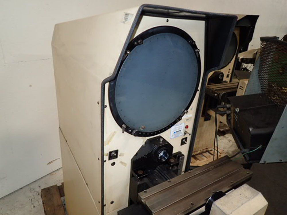 Micro Vu Optical Comparator