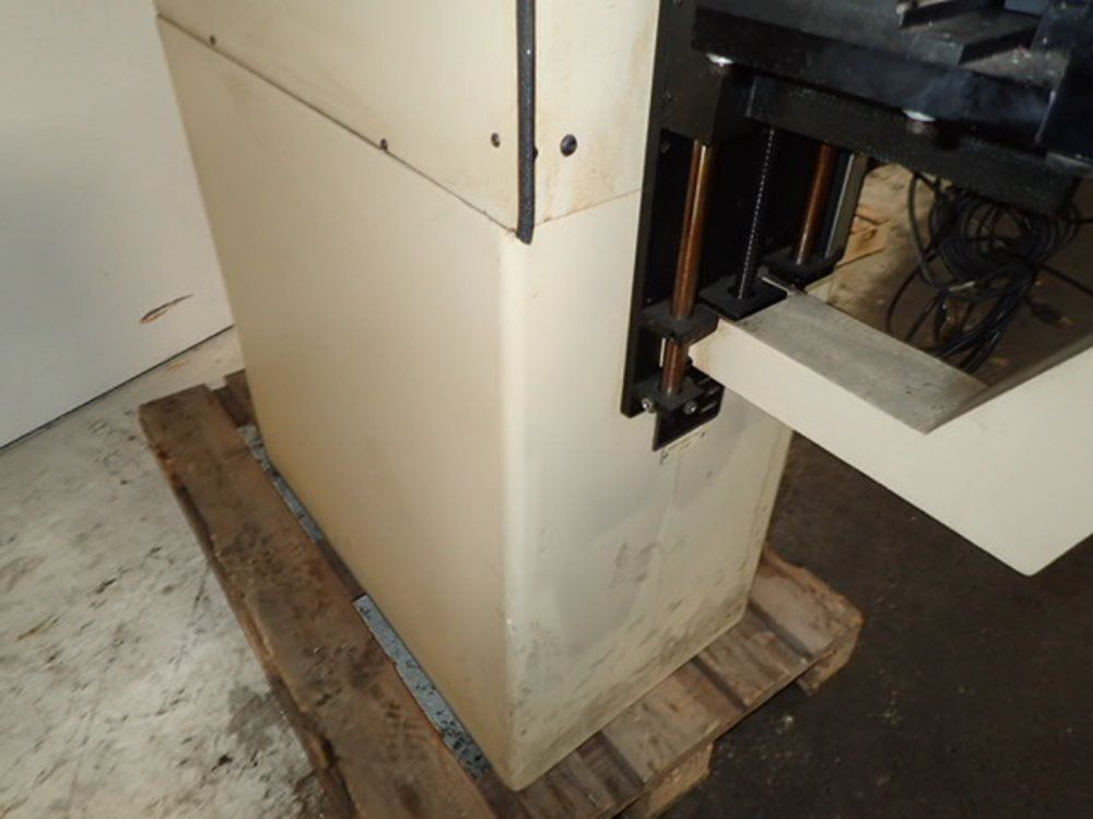 Micro Vu Optical Comparator