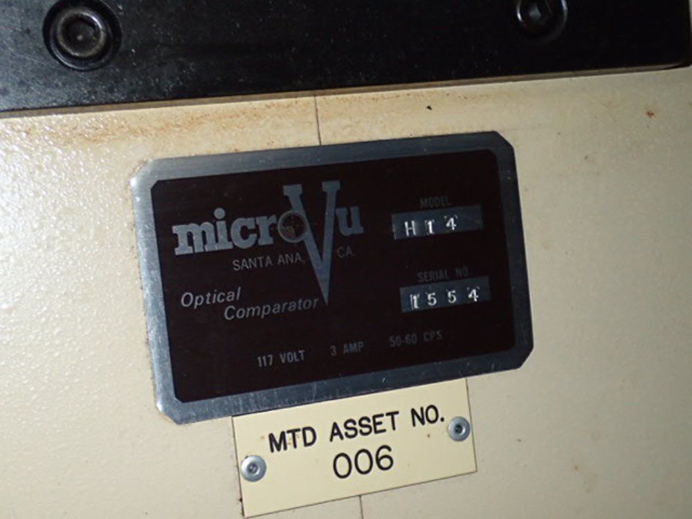 Micro Vu Optical Comparator