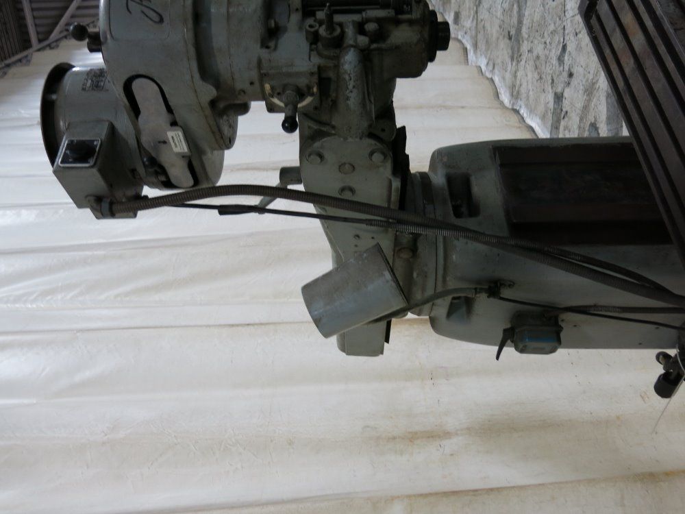 Induma Vertical Mill