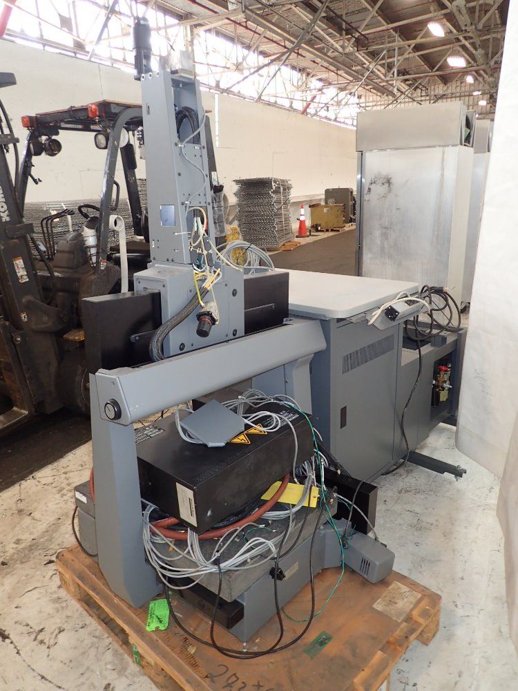 Giddings & Lewis Cmm