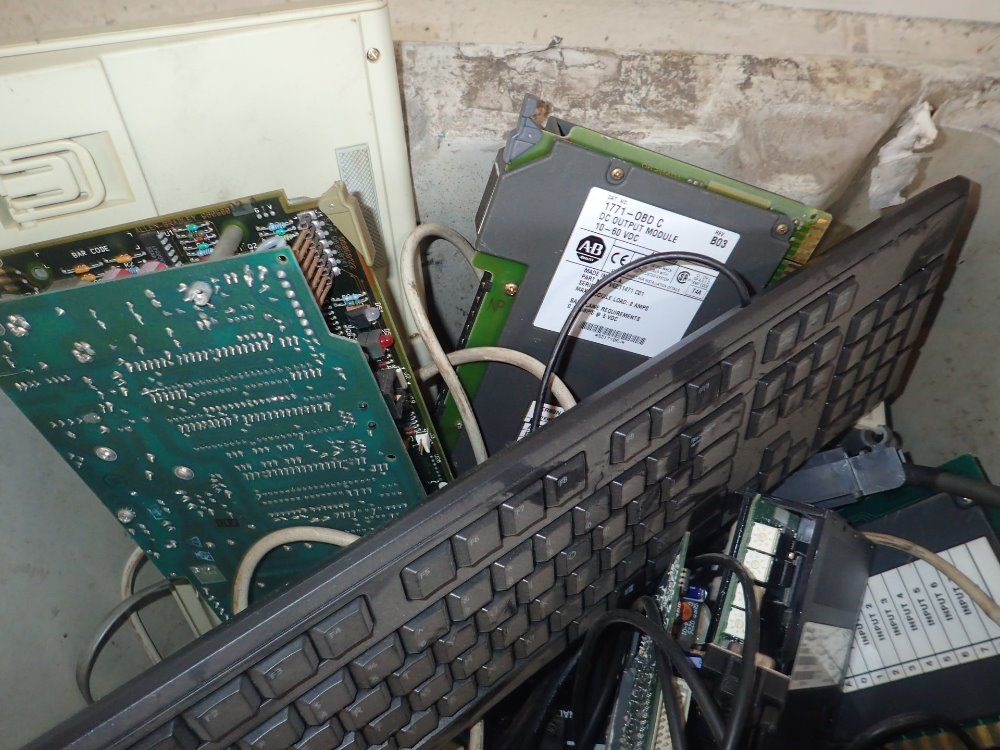 Allen Bradley Computer Parts / Electrical Components