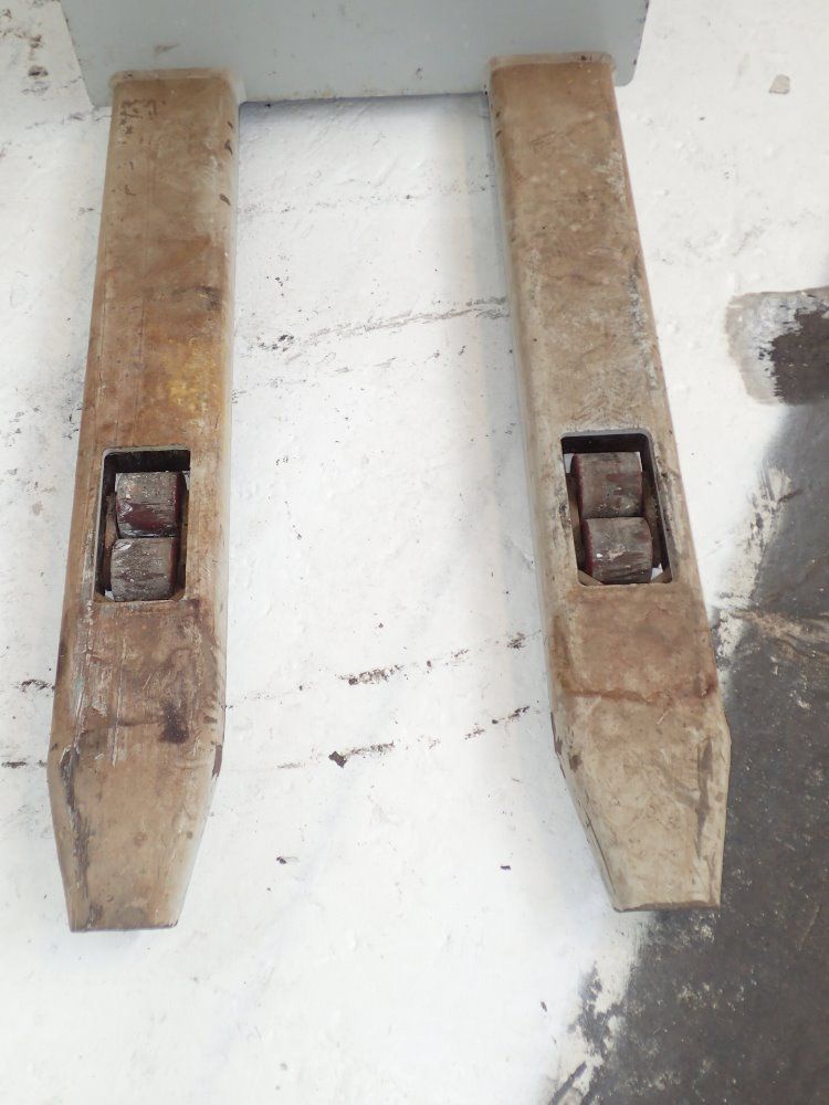 Hyundai Walk-behind Electric Pallet Jack