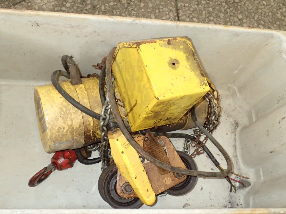 Budget Electric Chain Hoist