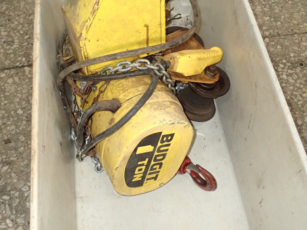 Budget Electric Chain Hoist