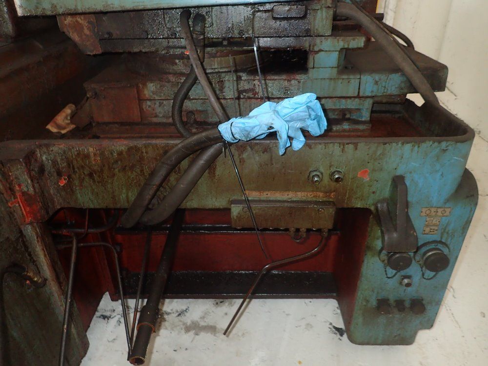 Tos Hostivar Grinder