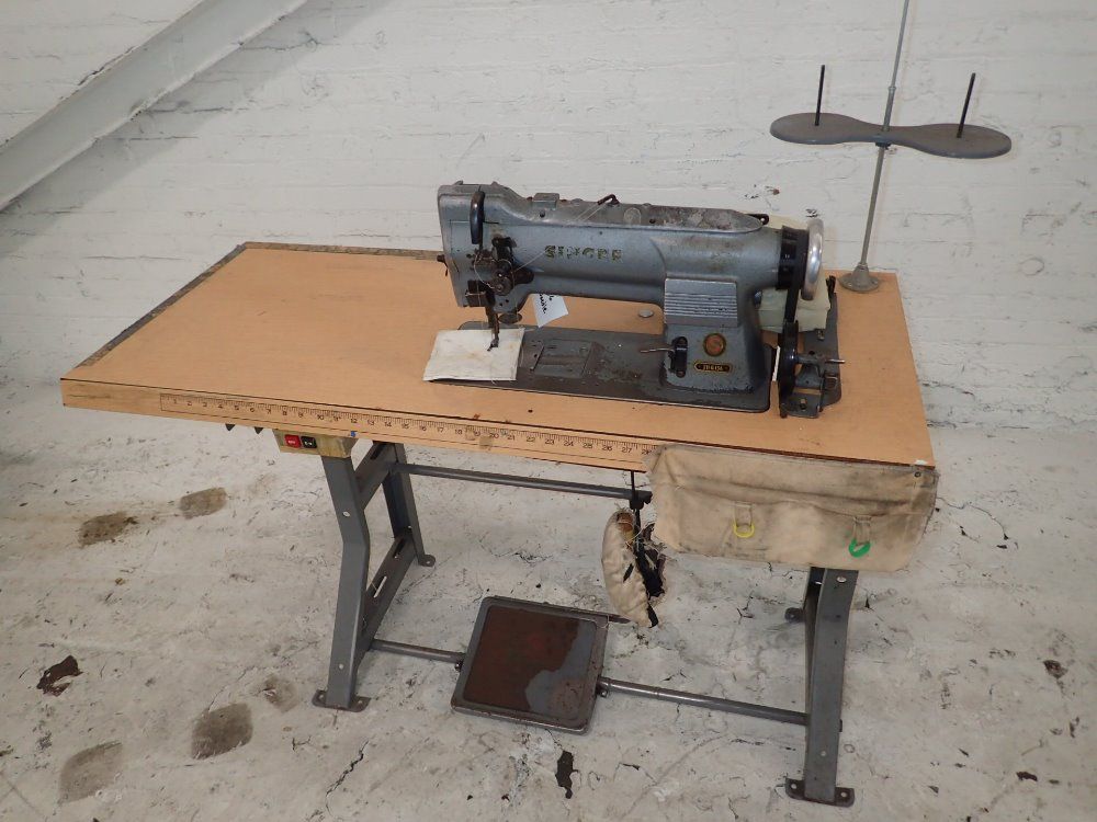 Singer Sewing Machine W/ Table