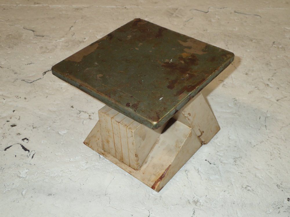 Accu-weigh Digital Scale