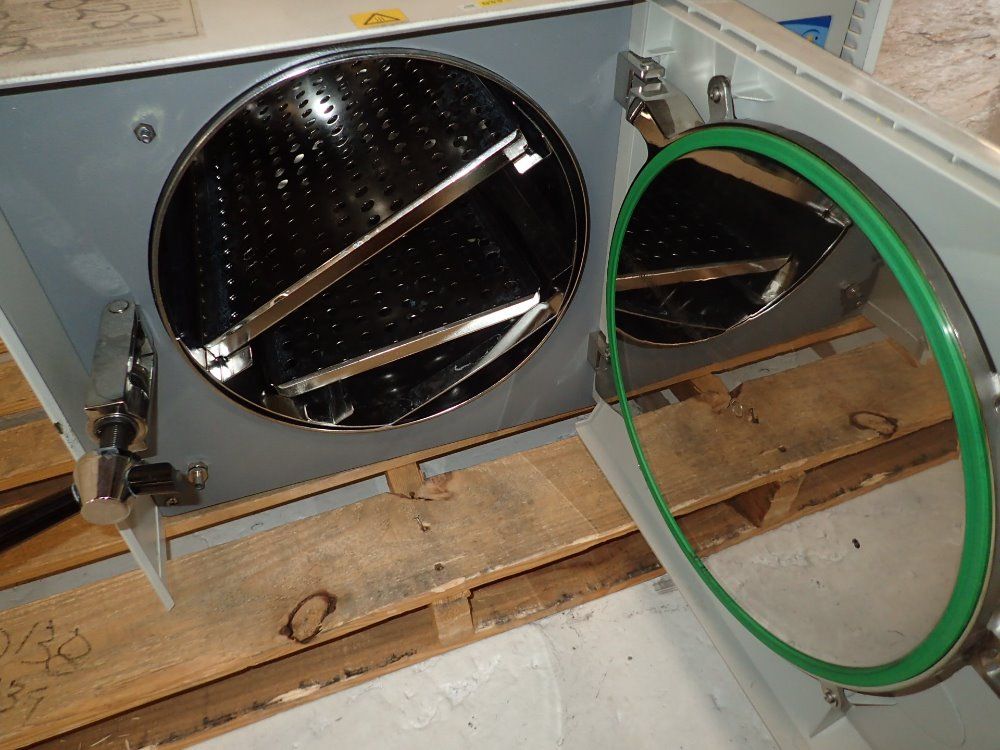 Heidolph / Tuttnauer Autoclave-steam Sterilizer