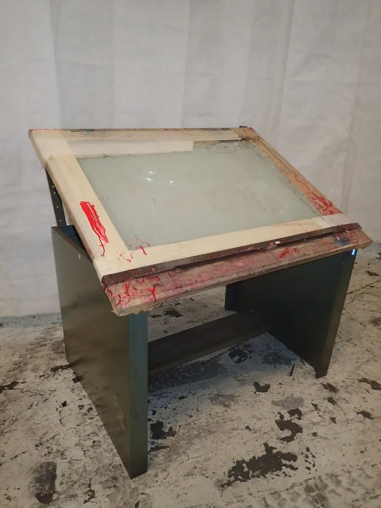 Gallo Machine Lighted Drafting Table