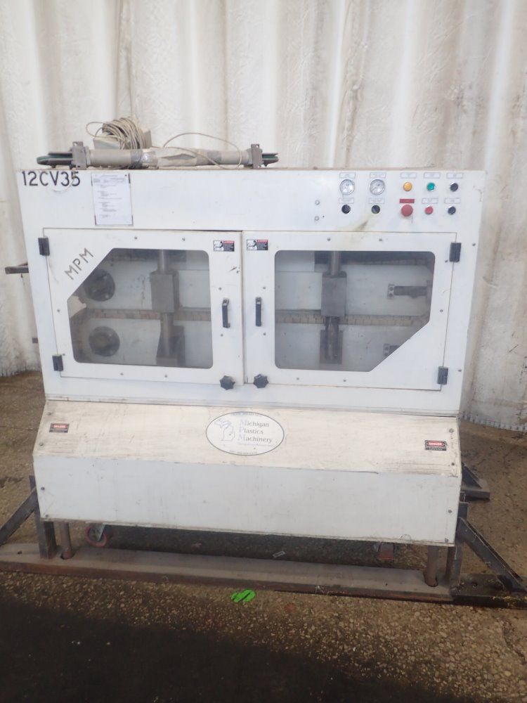 Michigan Plastics Machinery Puller