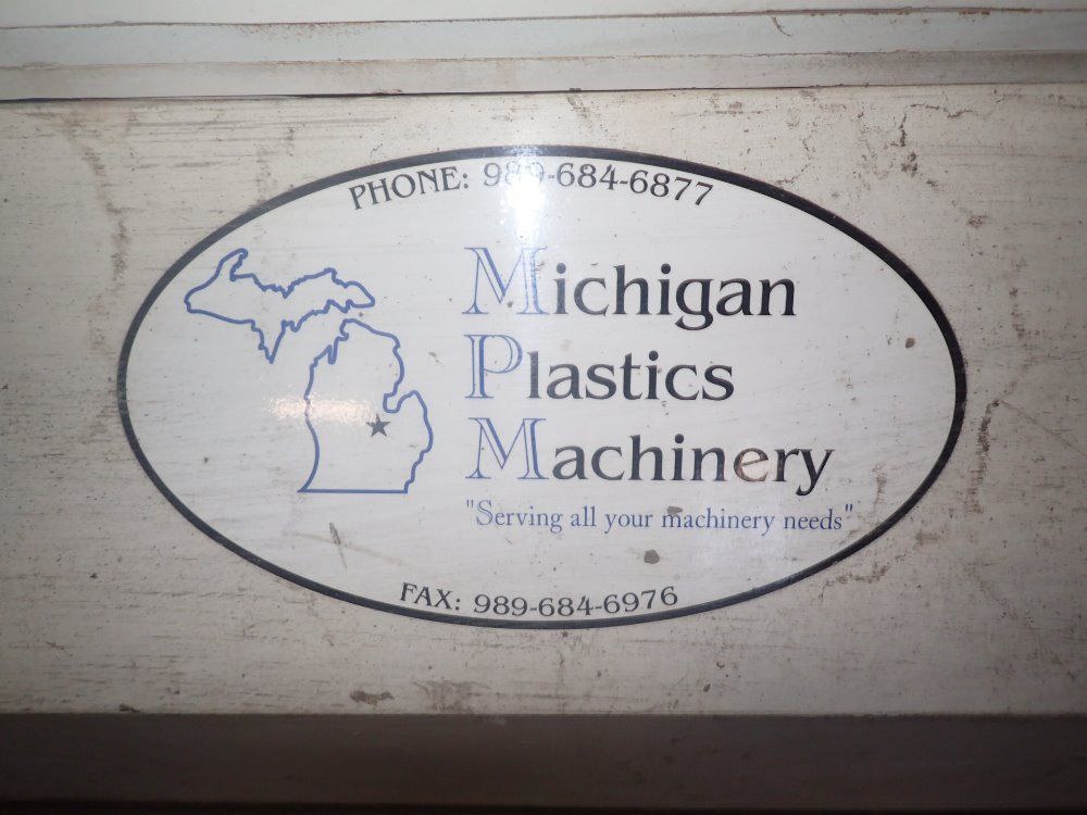 Michigan Plastics Machinery Puller