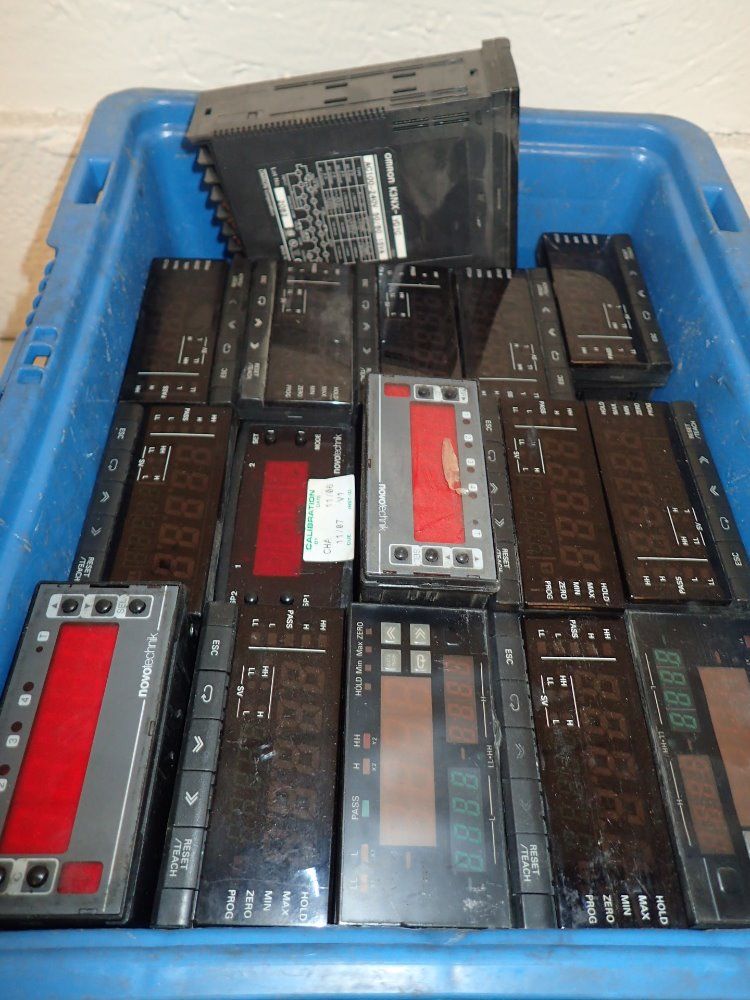 Omron / Novo Technik Electrical Components