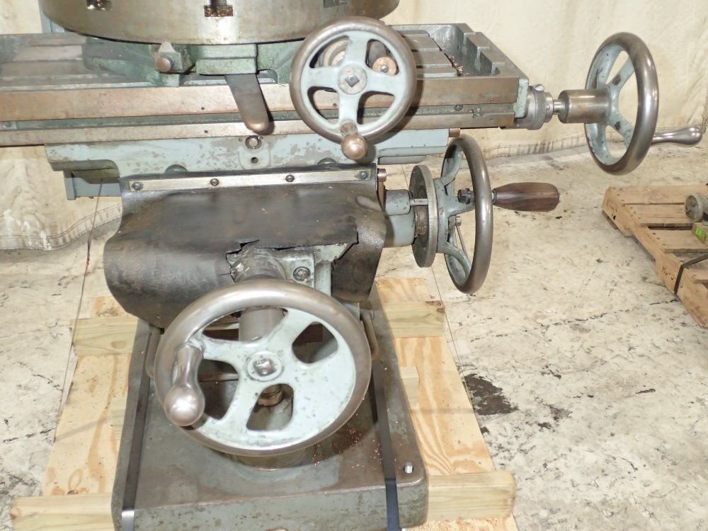 Gorton Vertical Mill