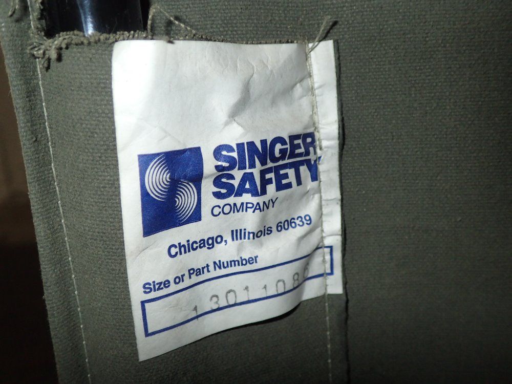 Singer Safety Welding Curtain