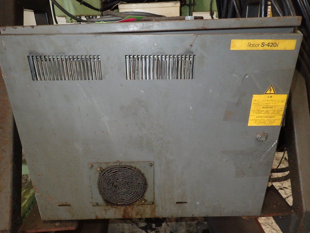 Fanuc Robot W/ Spot Welder