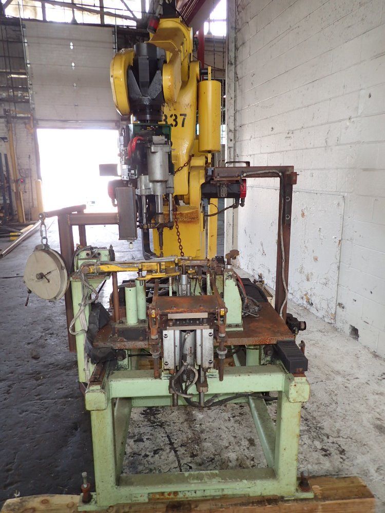 Fanuc Robot W/ Spot Welder