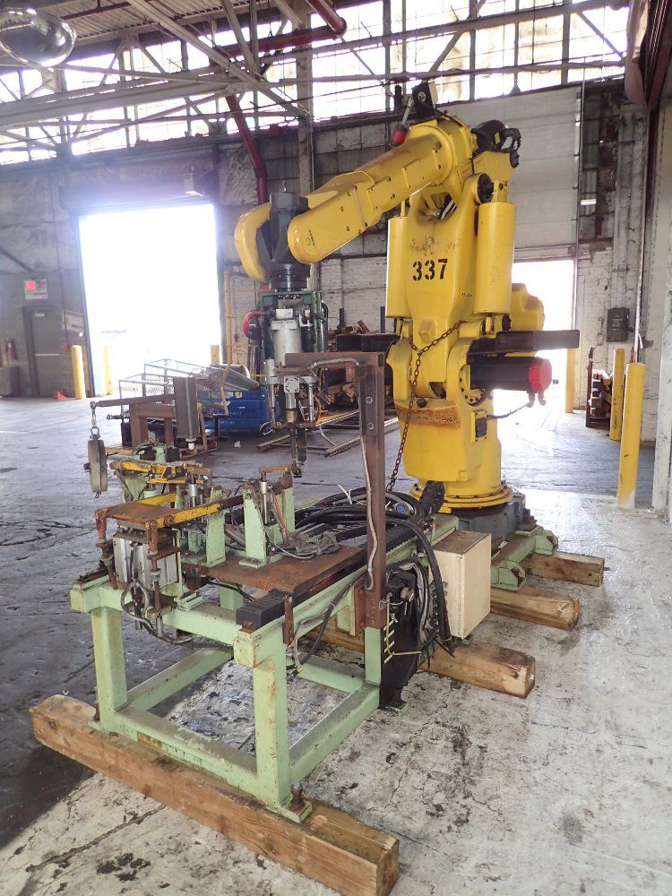 Fanuc Robot W/ Spot Welder