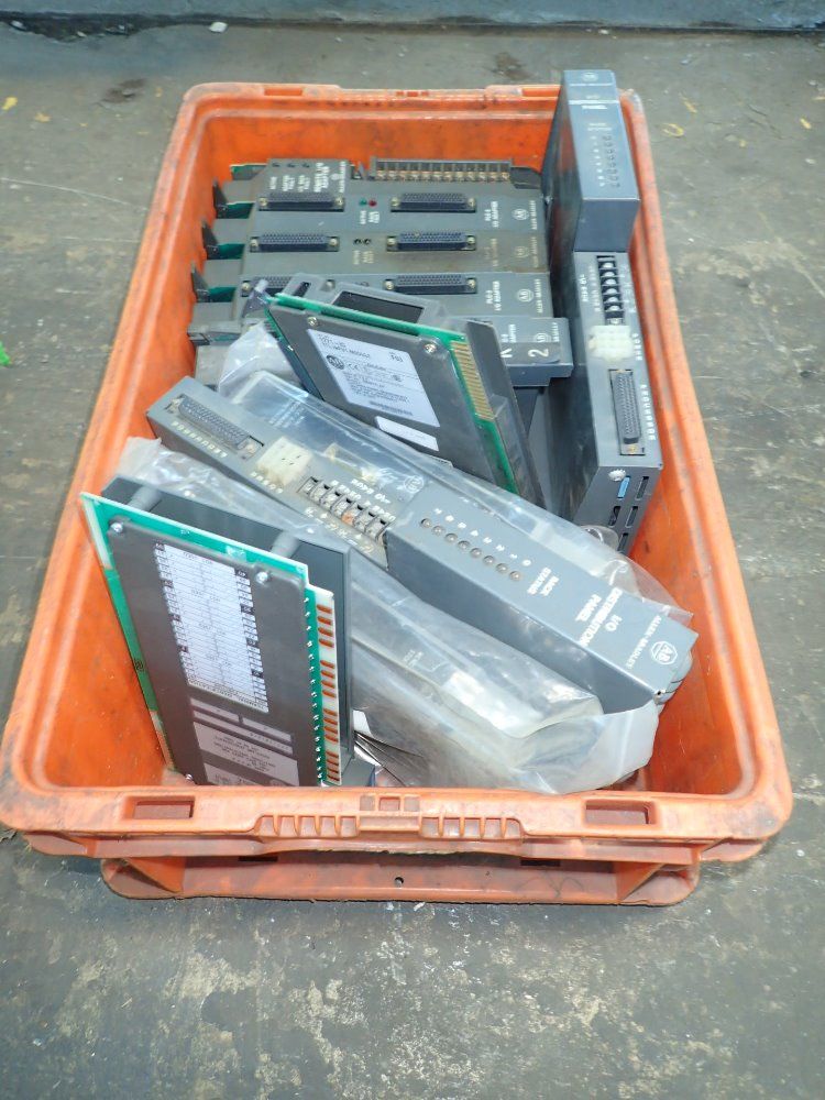 Allen Bradley I/o Modules - 1771-al