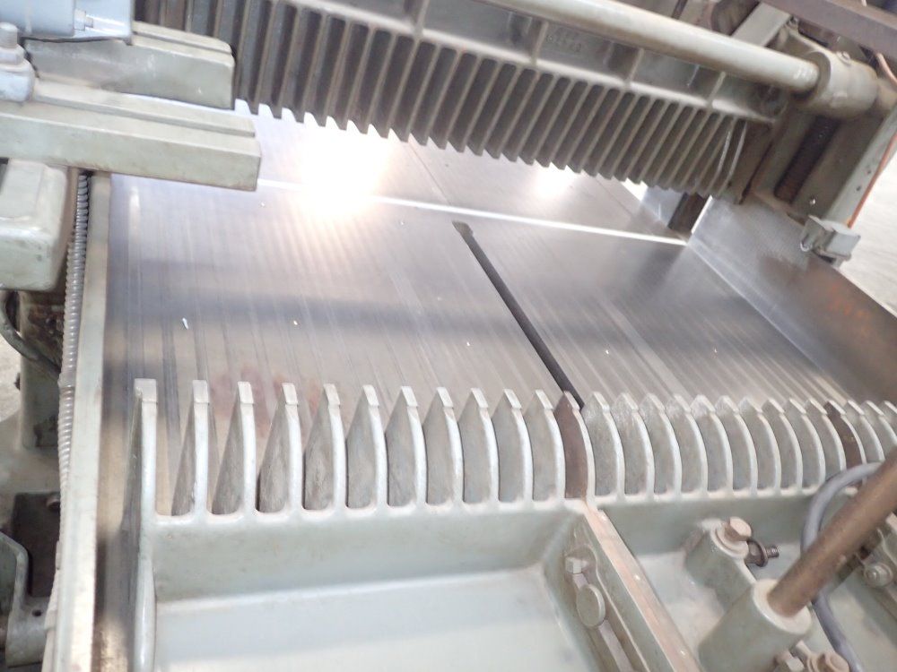 Harris-seybold Paper Shear