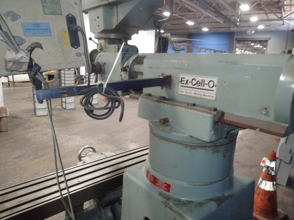 Ex-xell-o Vertical Mill