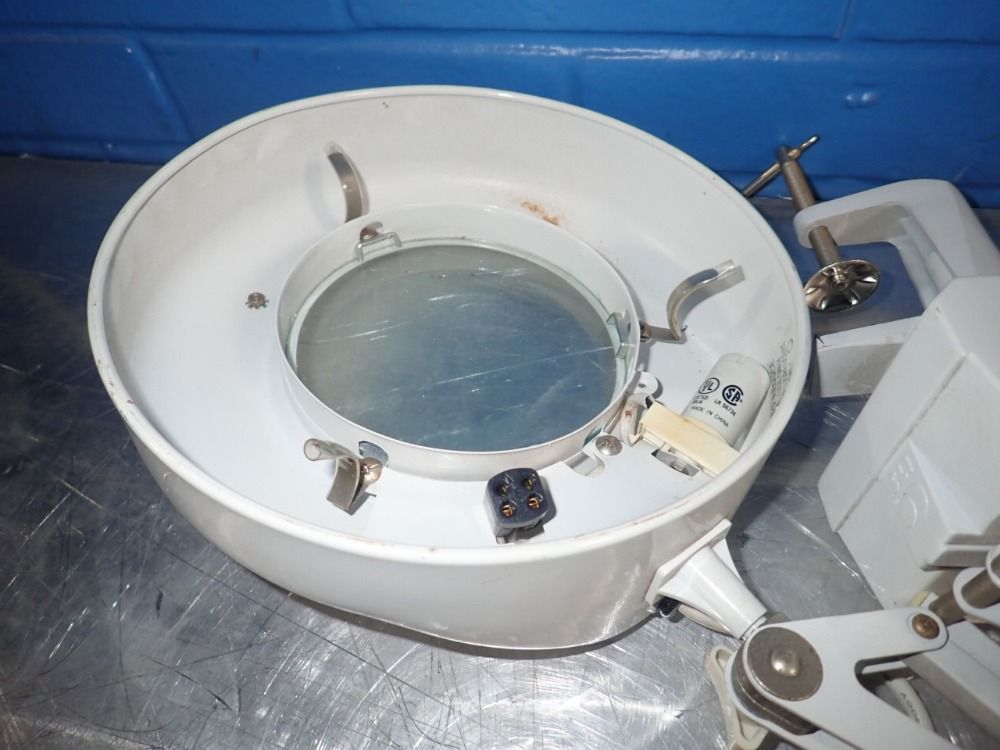 Lts Adjustable Magnifying Work Lamp