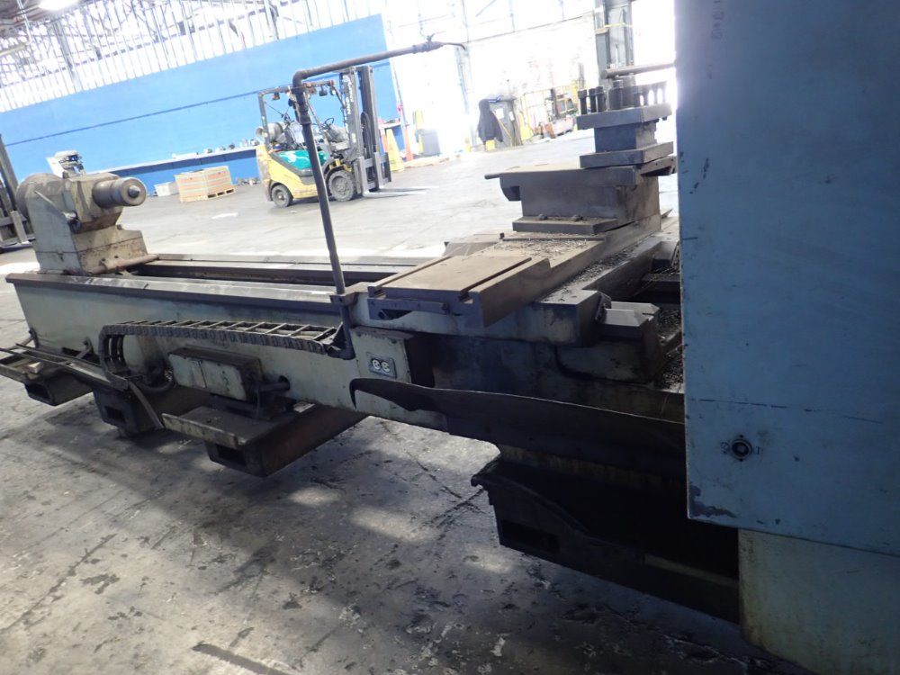 Poreba Gap Bed Lathe