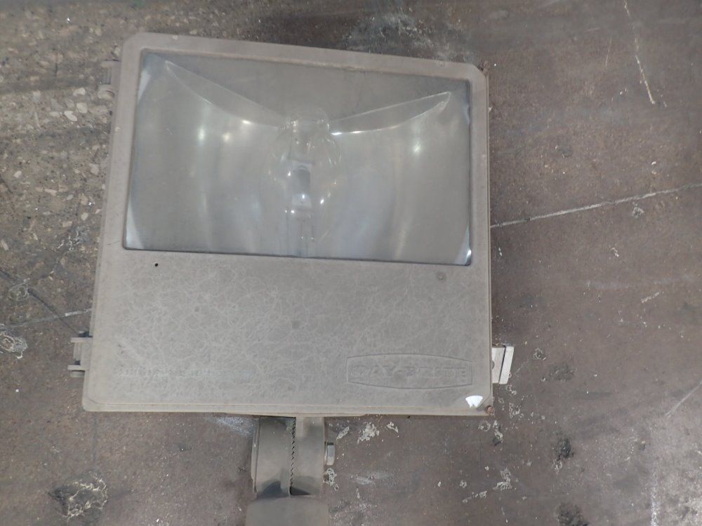 Day Brite Light Fixture