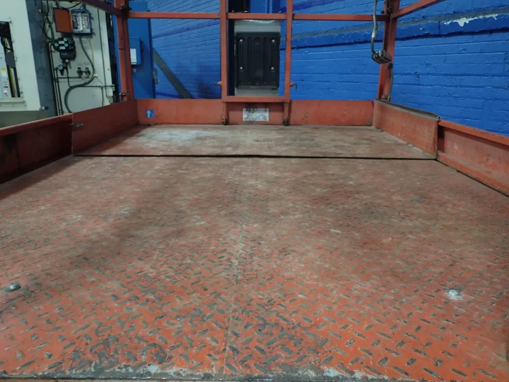 Sky Jack Scissor Lift