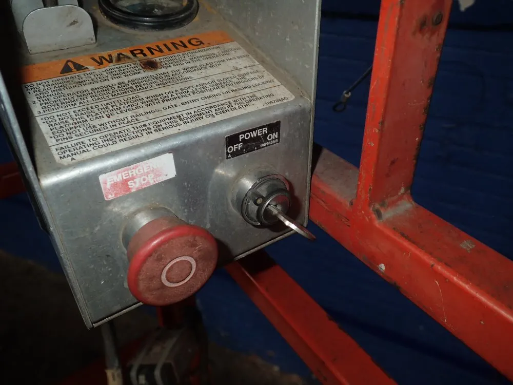 Sky Jack Scissor Lift